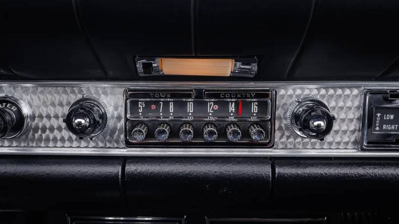 1957 Ford Thunderbird