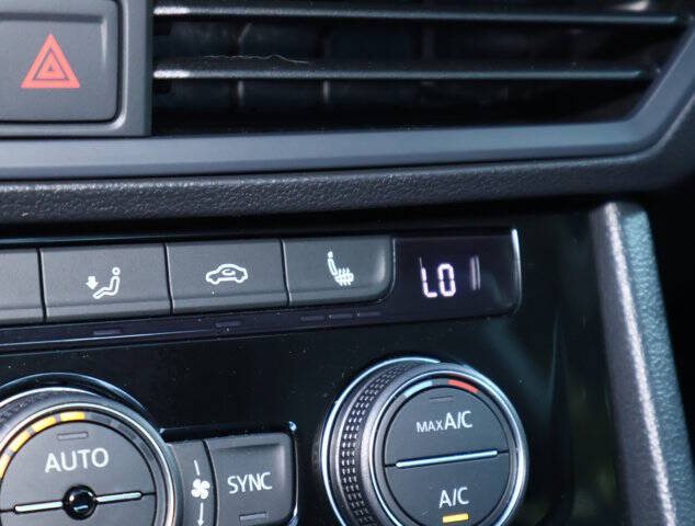 2023 Volkswagen Jetta SE