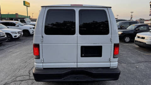 2006 Ford E-Series