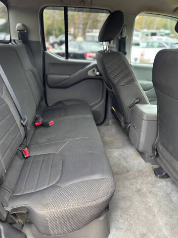 2017 Nissan Frontier Desert Runner