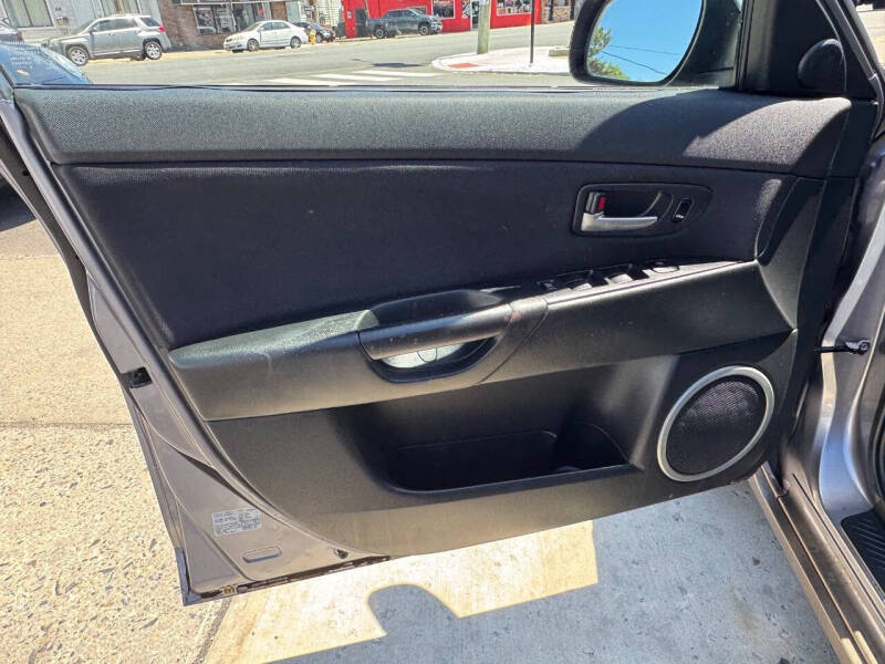 2005 Mazda MAZDA3 s