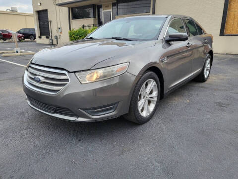 2013 Ford Taurus SEL