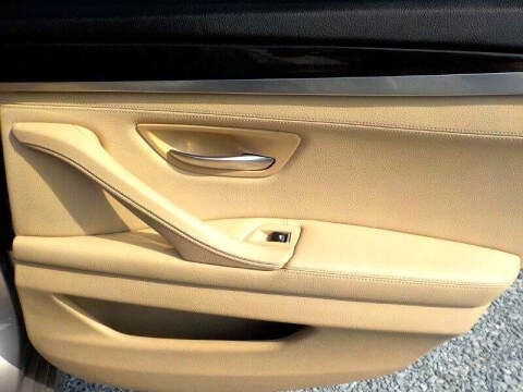 2014 BMW 5 Series 528i