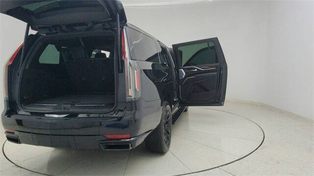 2023 Cadillac Escalade ESV Sport Platinum