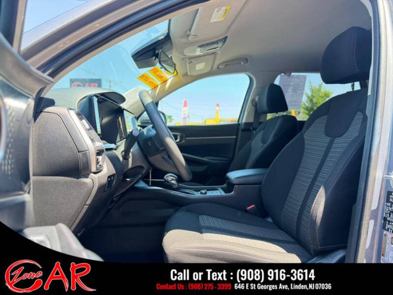 2023 Kia Sorento LX
