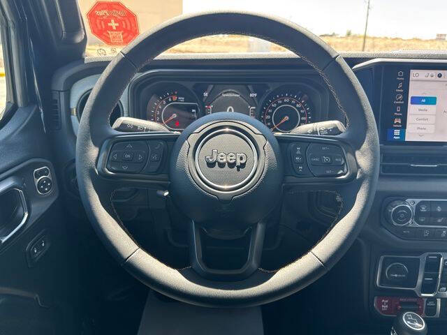 2025 Jeep Gladiator Willys