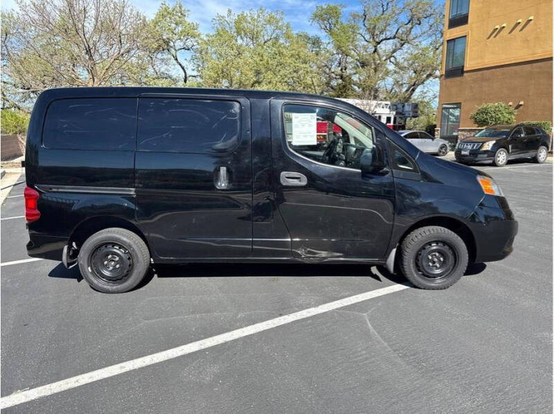 2017 Nissan NV200