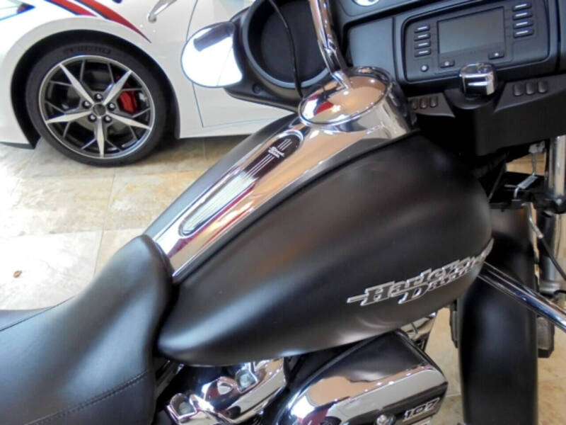 2017 Harley-Davidson Street Glide