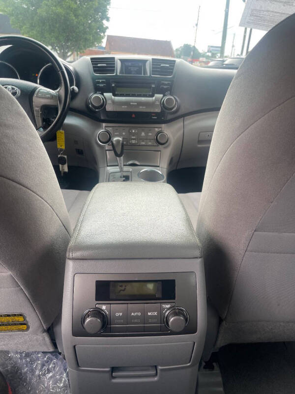 2009 Toyota Highlander Sport