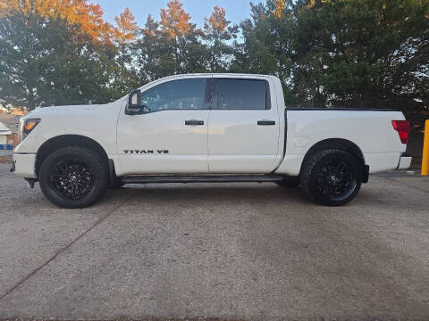 2018 Nissan Titan SV