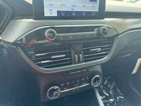 2025 Ford Escape Active