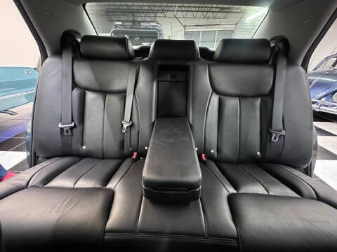 2011 Cadillac DTS Luxury Collection