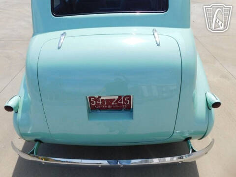 1939 Pontiac Silver Streak