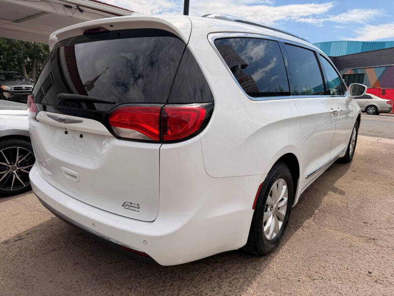 2019 Chrysler Pacifica Touring L
