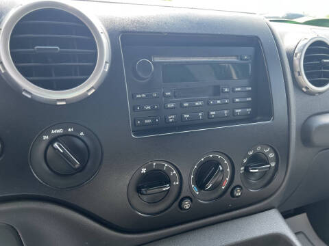2003 Ford Expedition XLT