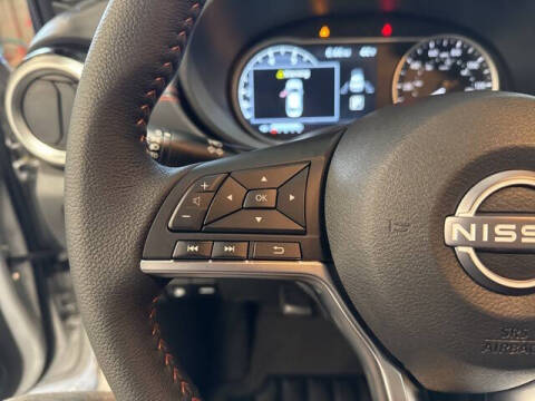 2025 Nissan Versa SR