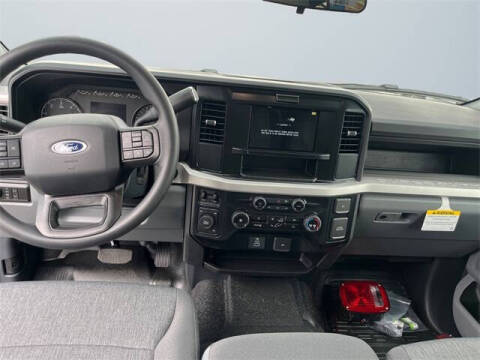 2025 Ford F-350 Super Duty XL