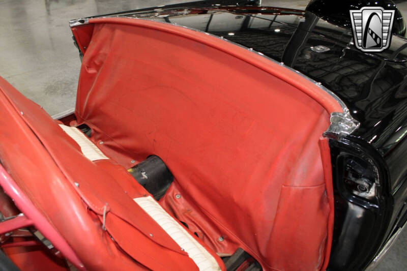 1956 Ford Thunderbird