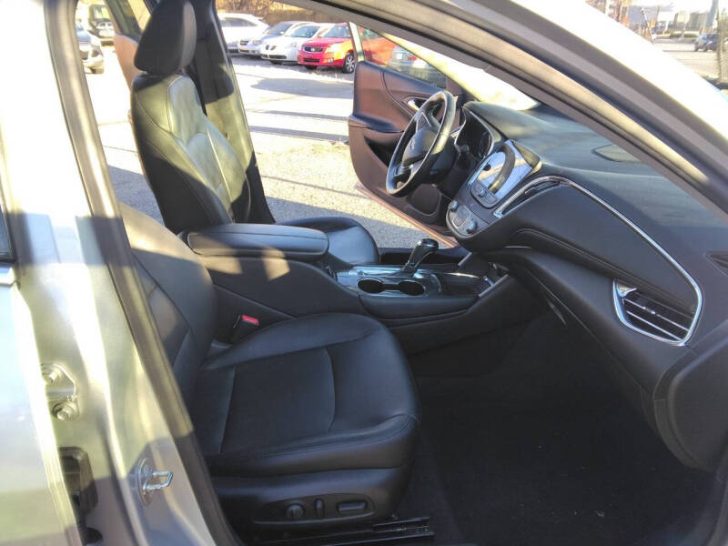 2017 Chevrolet Malibu LT