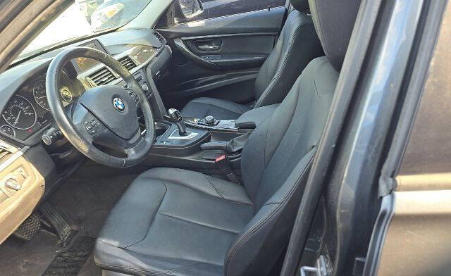 2015 BMW 3 Series 320i