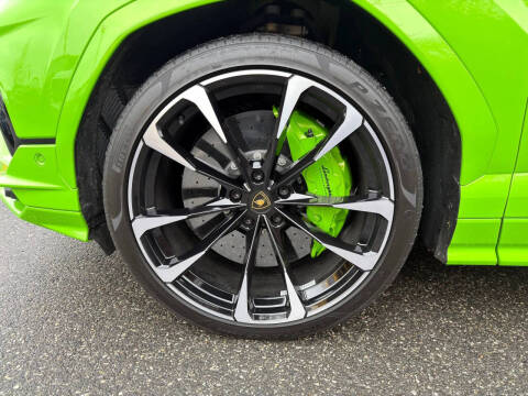 2024 Lamborghini Urus S