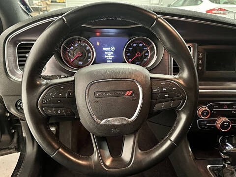 2017 Dodge Charger SE