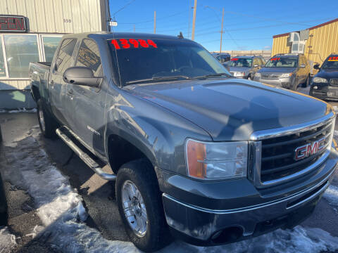 2011 GMC Sierra 1500 for sale at BELOW BOOK AUTO SALES in Idaho Falls ID