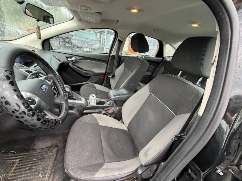 2014 Ford Focus SE