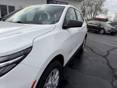 2022 Chevrolet Equinox LS