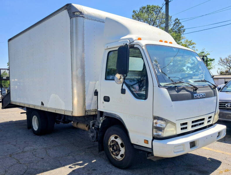 2006 Isuzu NPR