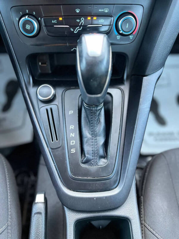 2016 Ford Focus SE