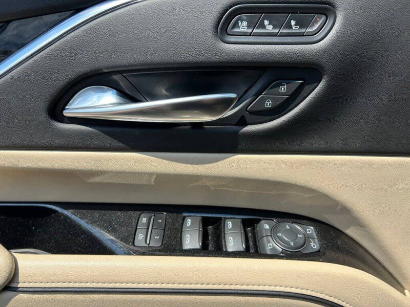 2022 Cadillac Escalade Premium Luxury