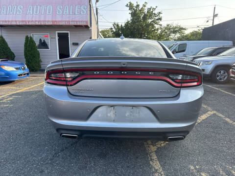 2016 Dodge Charger SXT