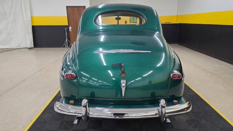 1948 Ford Super Deluxe