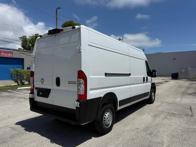 2025 RAM ProMaster SLT 2500