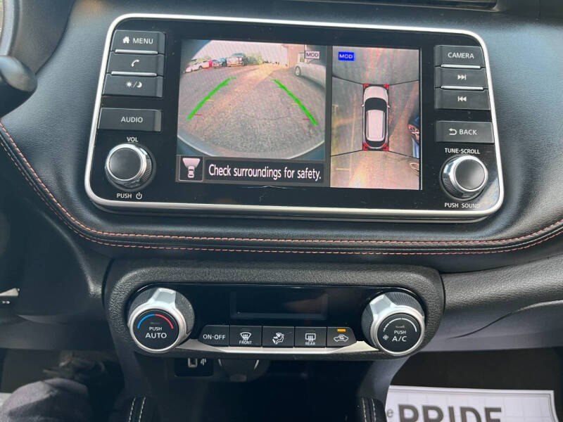 2019 Nissan Kicks SR