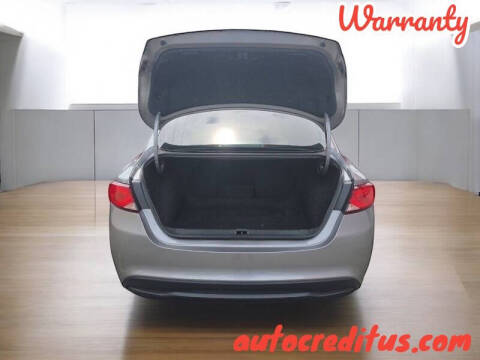 2017 Chrysler 200 LX