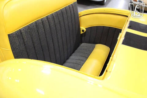 1933 Plymouth 5 Window