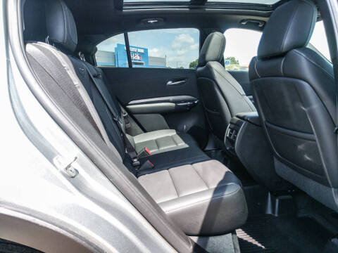 2025 Cadillac XT4 Premium Luxury