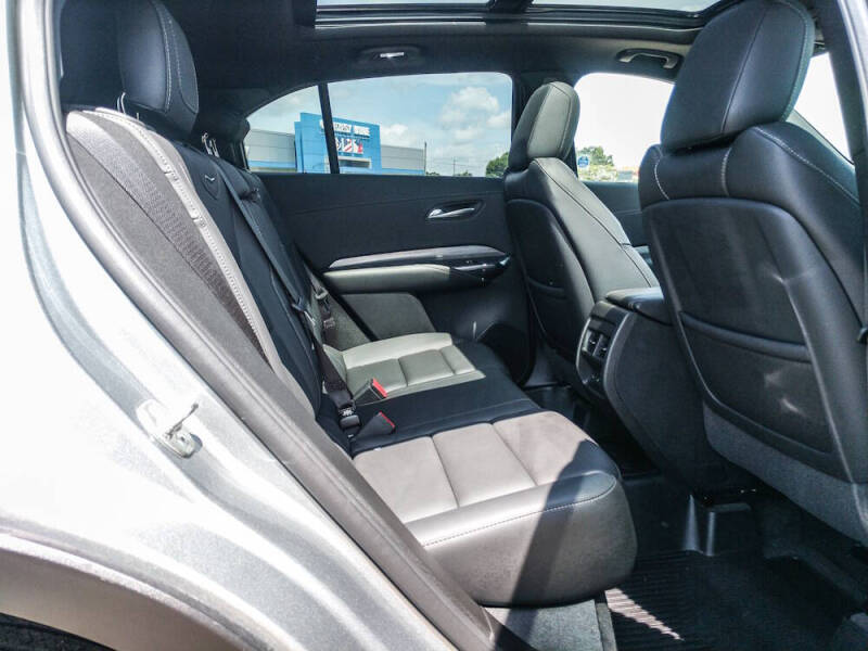 2025 Cadillac XT4 Premium Luxury