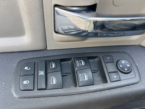 2012 RAM 1500 SLT