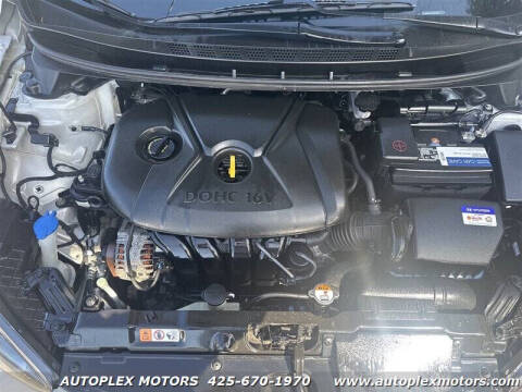 2013 Hyundai Elantra Coupe SE