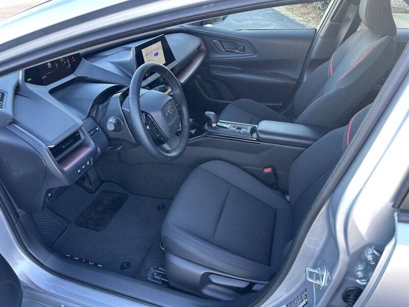 2024 Toyota Prius Prime SE