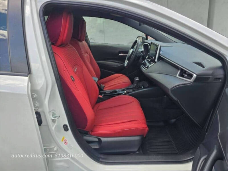 2020 Toyota Corolla Hatchback SE