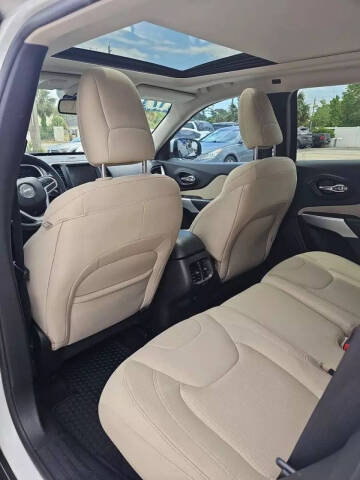 2017 Jeep Cherokee Latitude