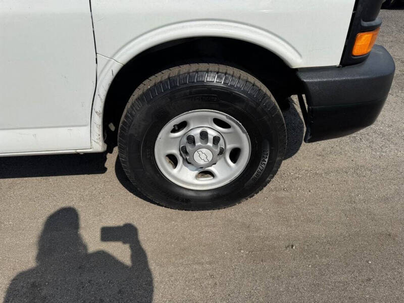 2016 Chevrolet Express 2500