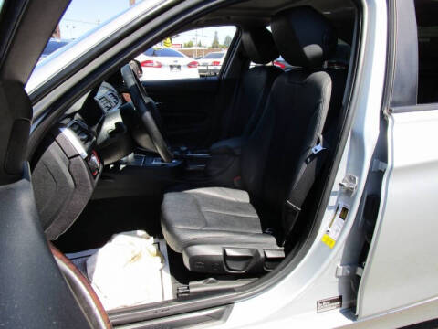 2016 BMW 3 Series 320i