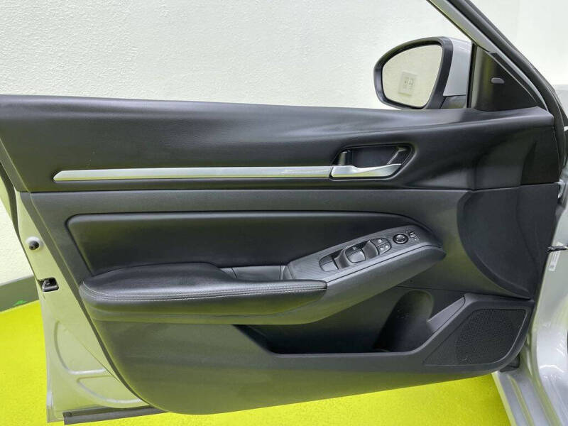 2022 Nissan Altima 2.5 SV