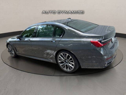 2022 BMW 7 Series 740i