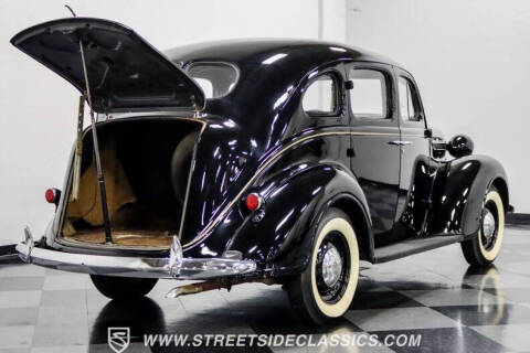 1938 Plymouth Deluxe
